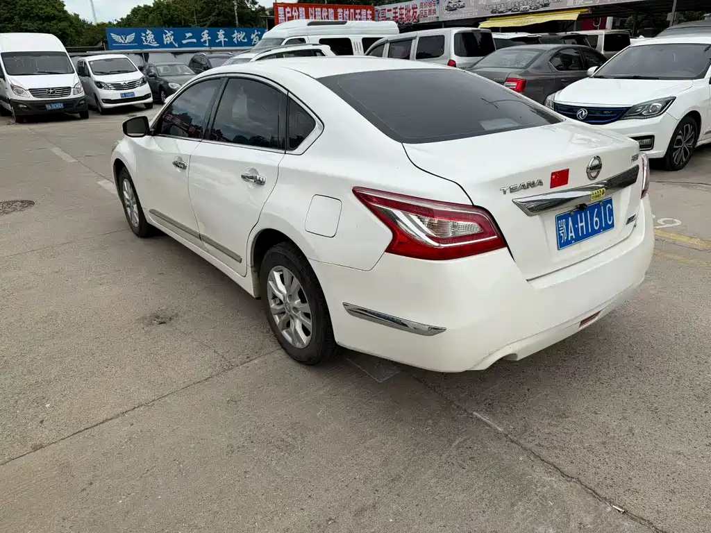 Nissan Teana — миниатюра 9