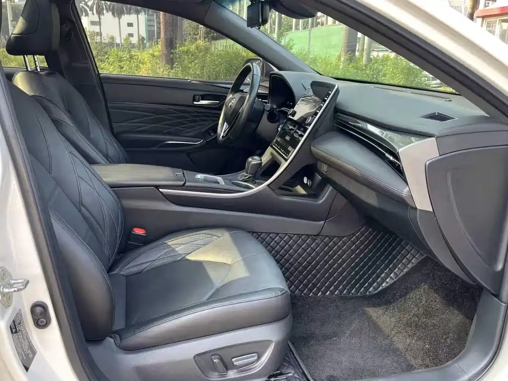 Toyota Avalon — миниатюра 13
