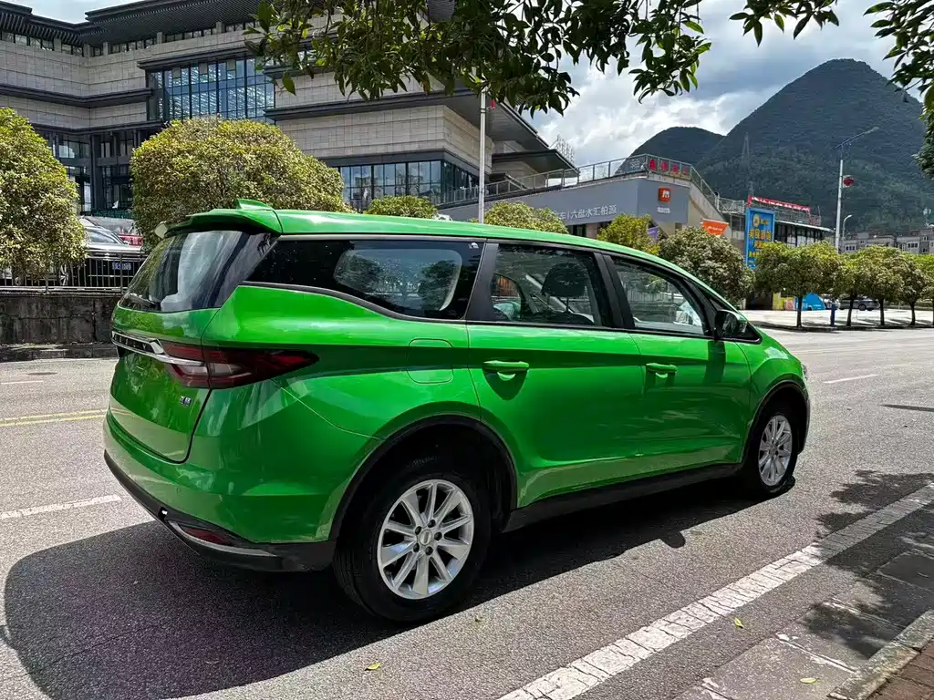 Geely Jia Ji — миниатюра 7