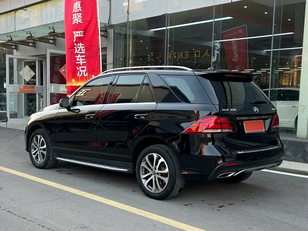 MERCEDES-BENZ GLE