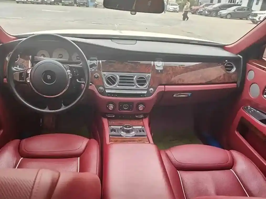 Rolls-Royce Ghost 2015 Series II Long Wheelbase