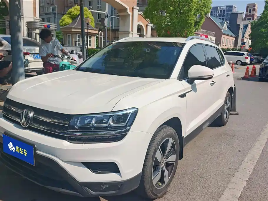 Volkswagen Tharu 2020