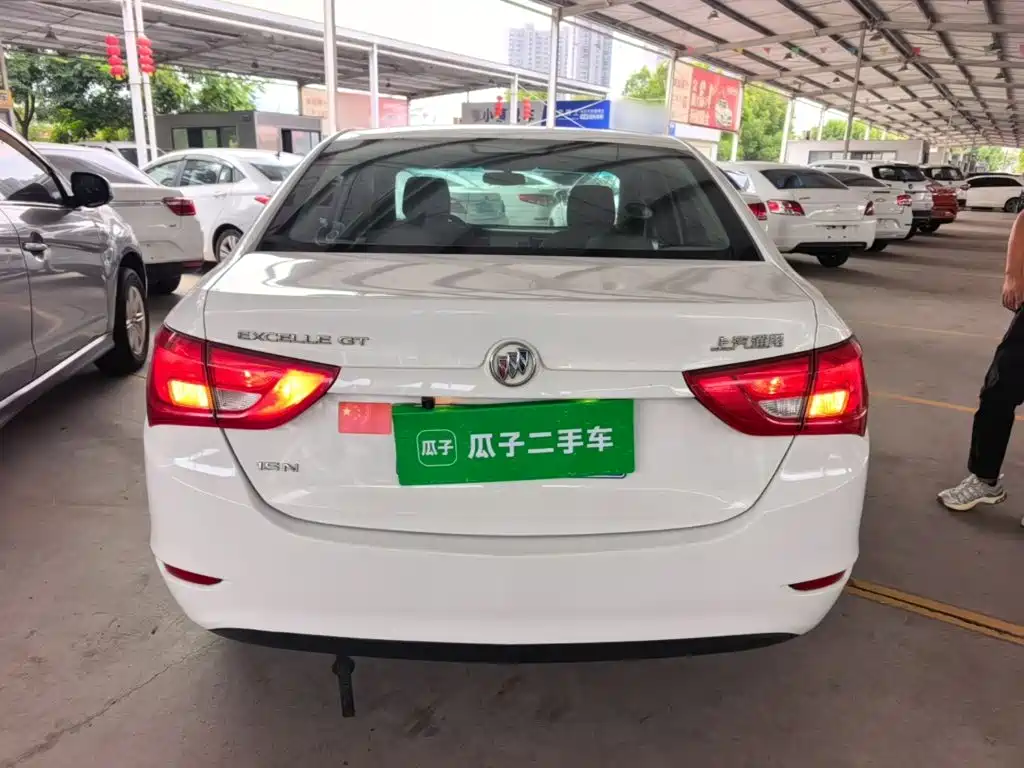 Buick Excelle — миниатюра 6