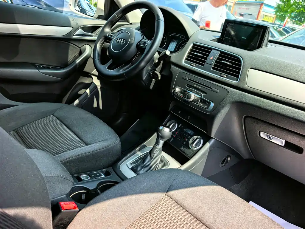 Audi Q3 — миниатюра 5