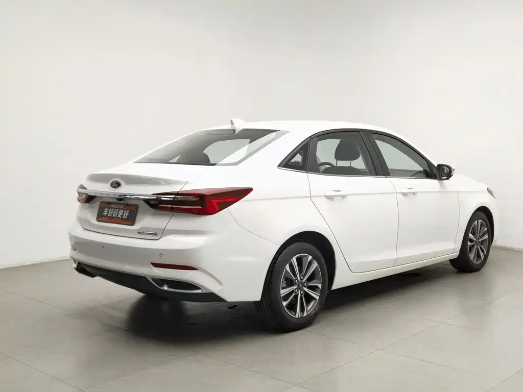 Ford Escort — миниатюра 2
