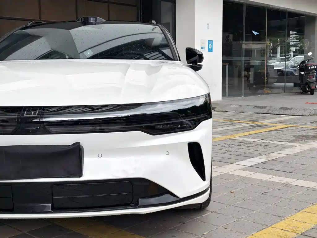 Zeekr Крайний Криптон 007 GT — миниатюра 2