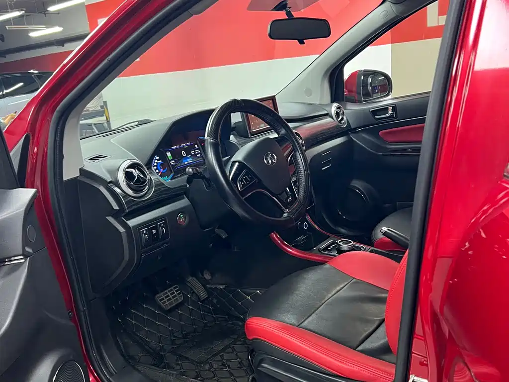 BAIC New Energy EX — миниатюра 8