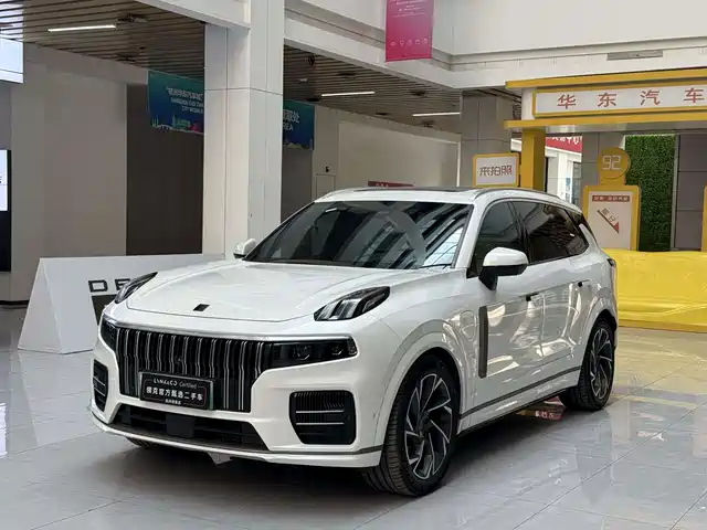 2022 Lynk & Co 09
