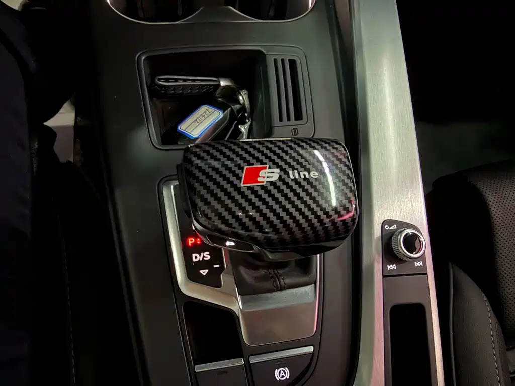 Audi A4L 2020 40 TFSI Fashion