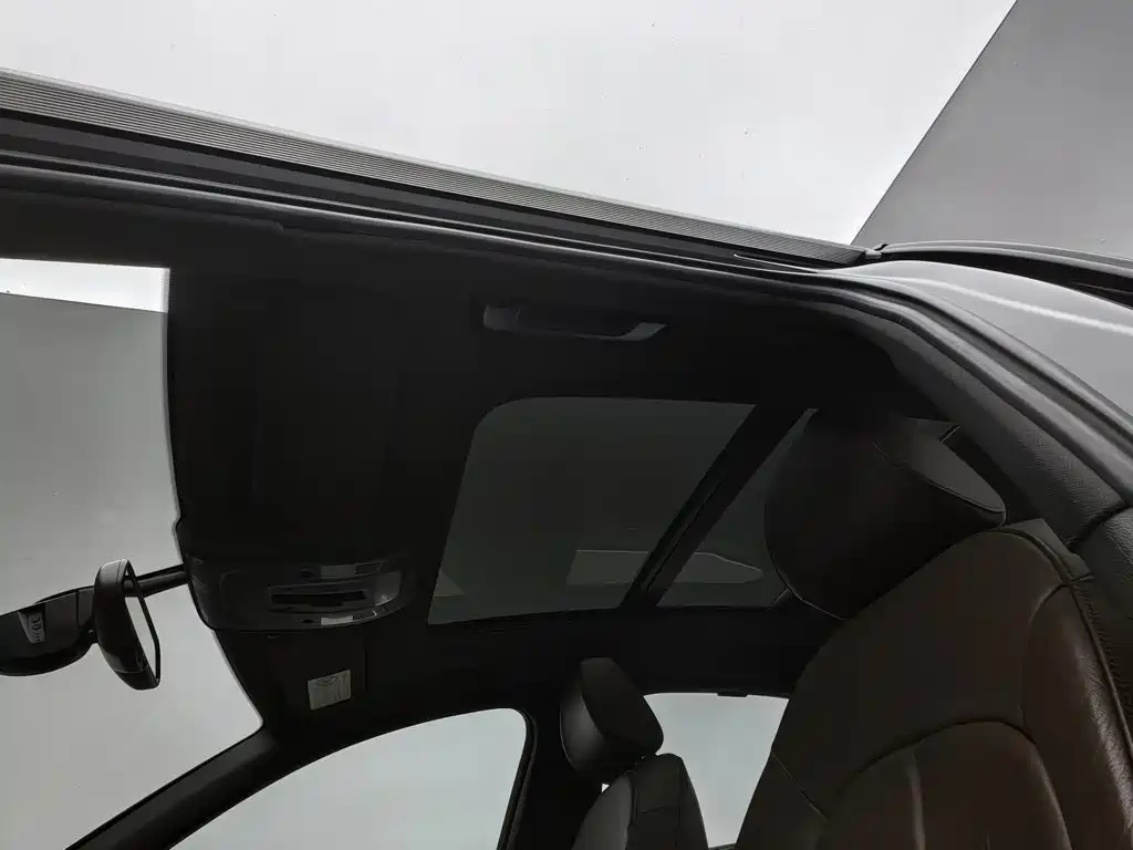 Audi A6L — миниатюра 14