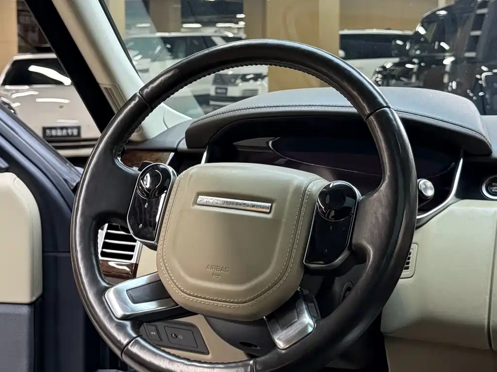 Land Rover Range Rover 2020 3.0 L6 Long Wheelbase