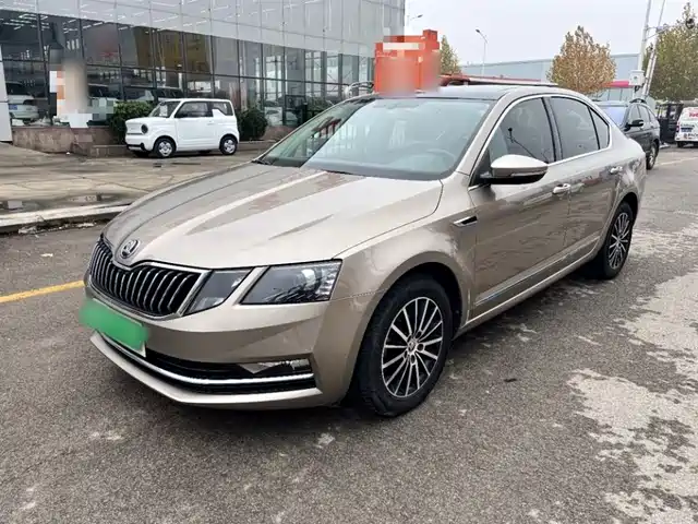 SKODA OCTAVIA 2018