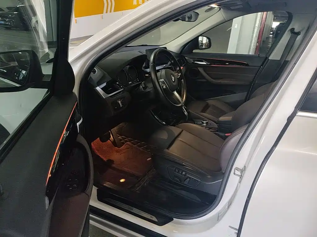 BMW X1 — миниатюра 12