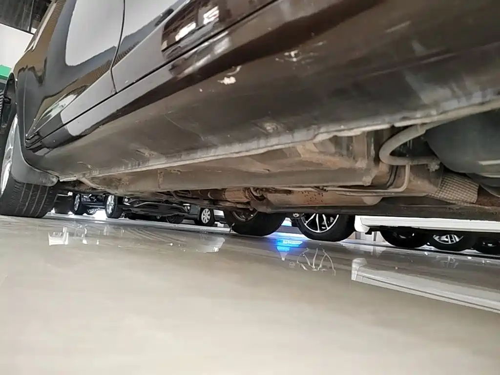 Geely Emgrand — миниатюра 22
