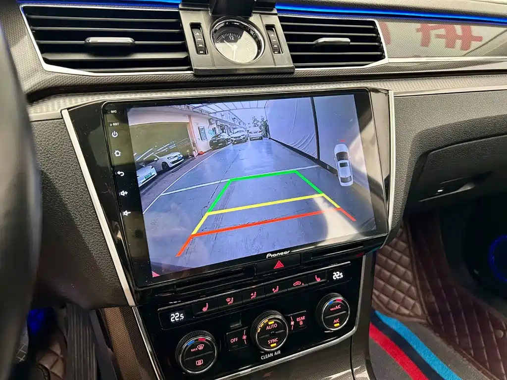 Volkswagen Passat — миниатюра 10