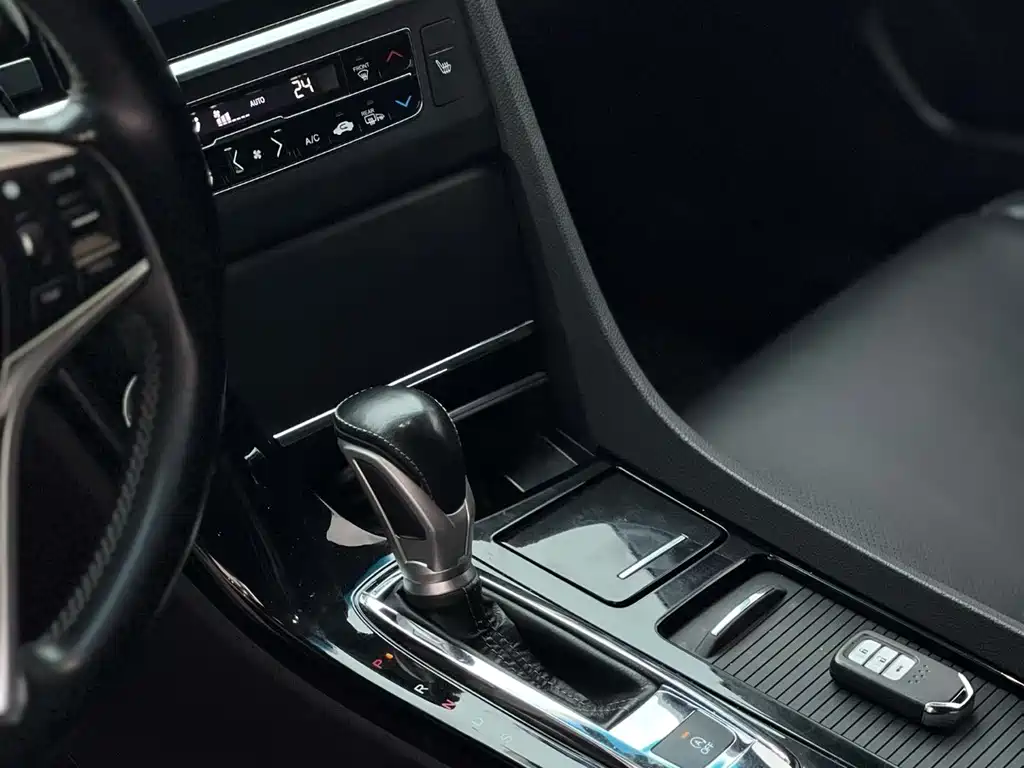 Honda Spirior — миниатюра 5