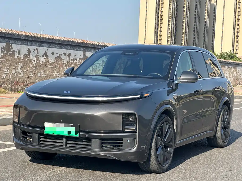 Li Auto Li L8 2023