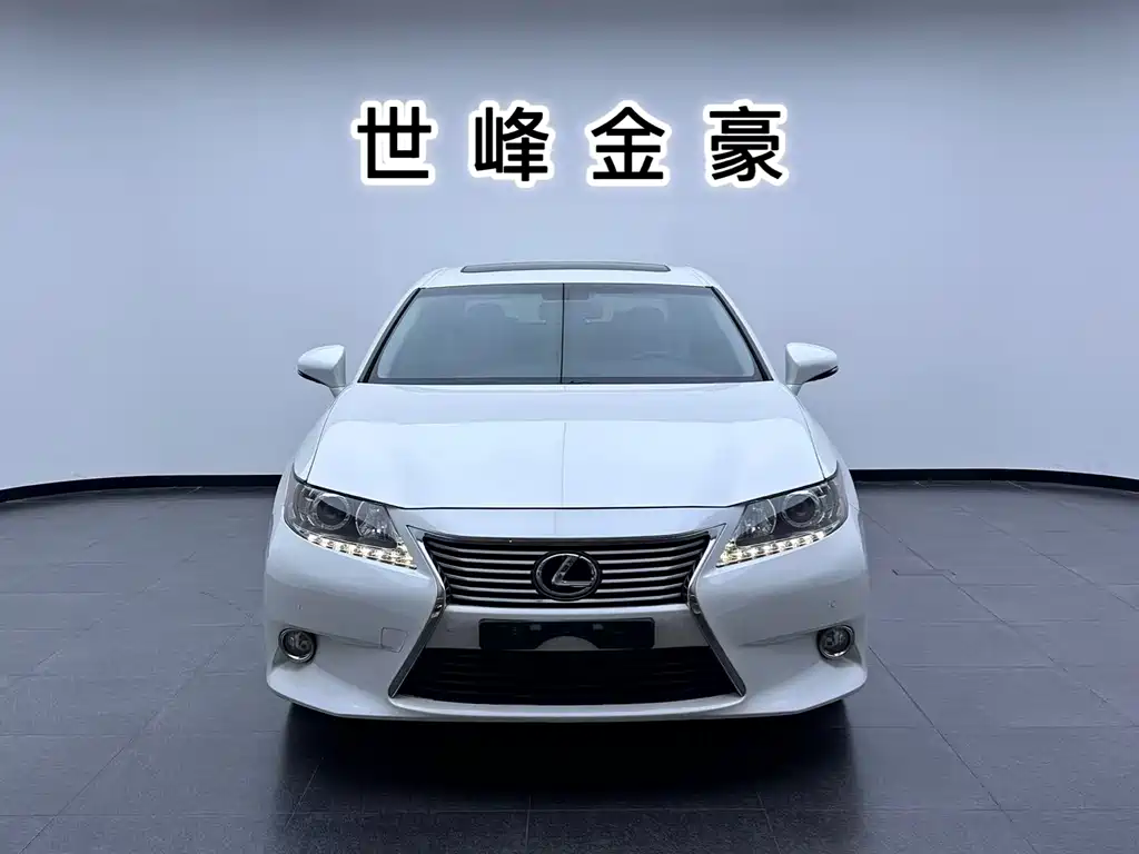 Lexus ES — миниатюра 2