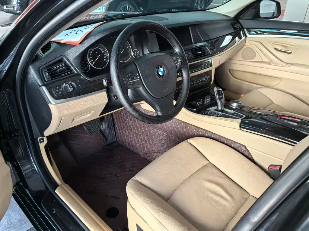 BMW 5 Series — миниатюра 4