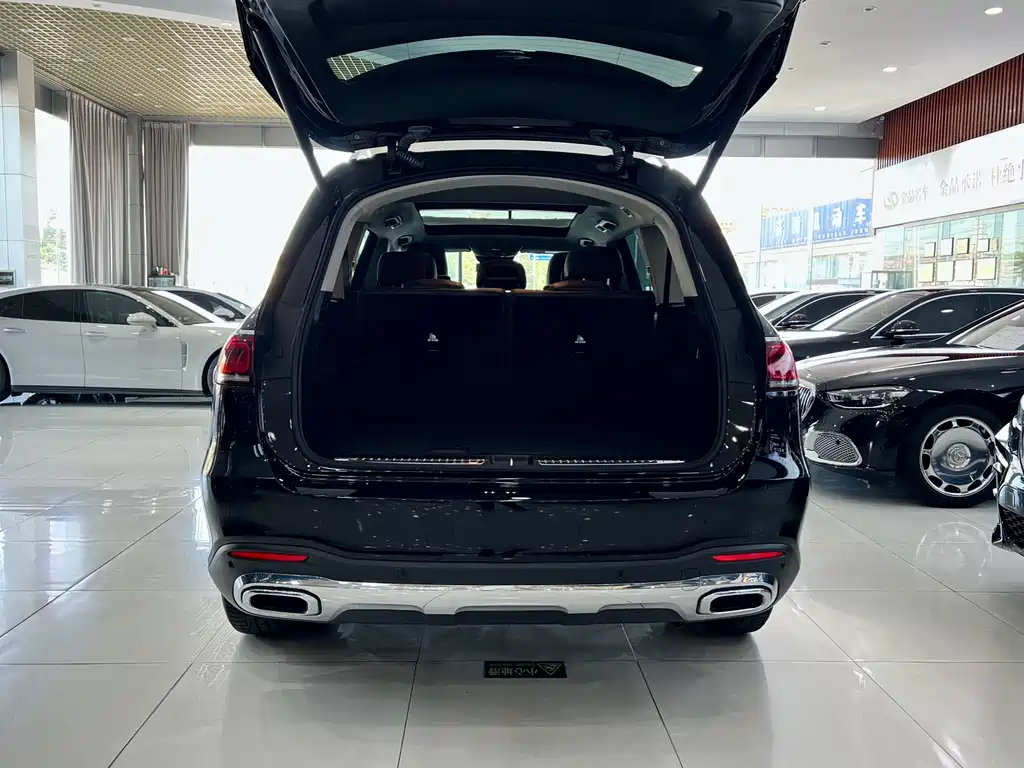 Mercedes-Benz GLS — миниатюра 29