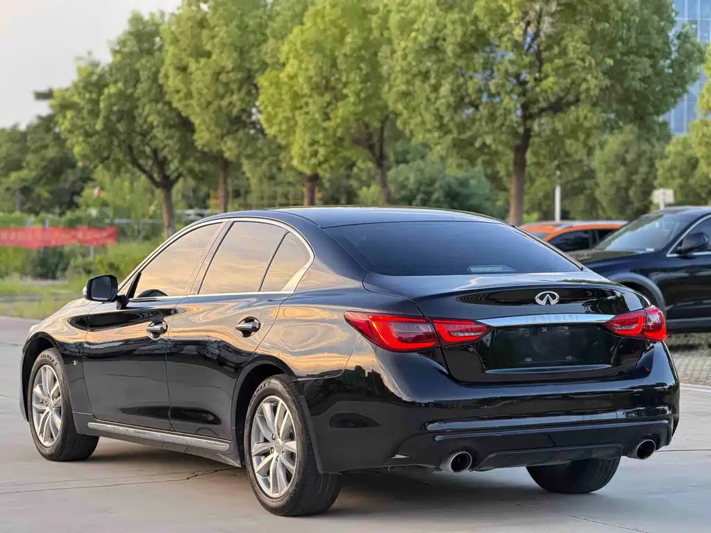 Infiniti Q50L — миниатюра 5