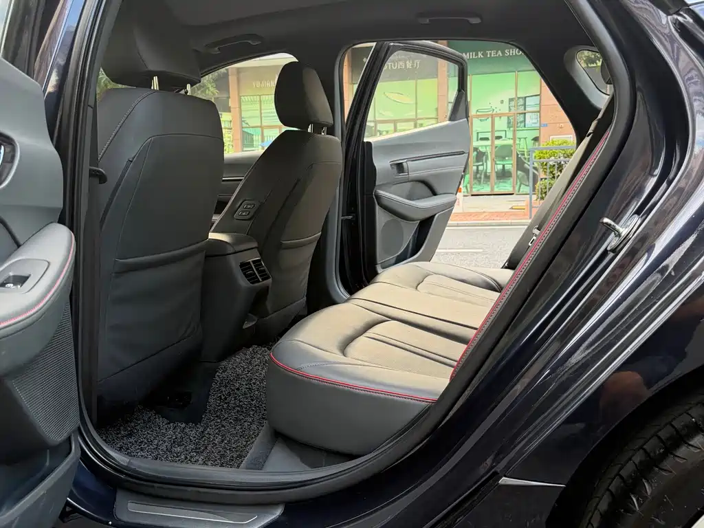 Hyundai Sonata — миниатюра 9