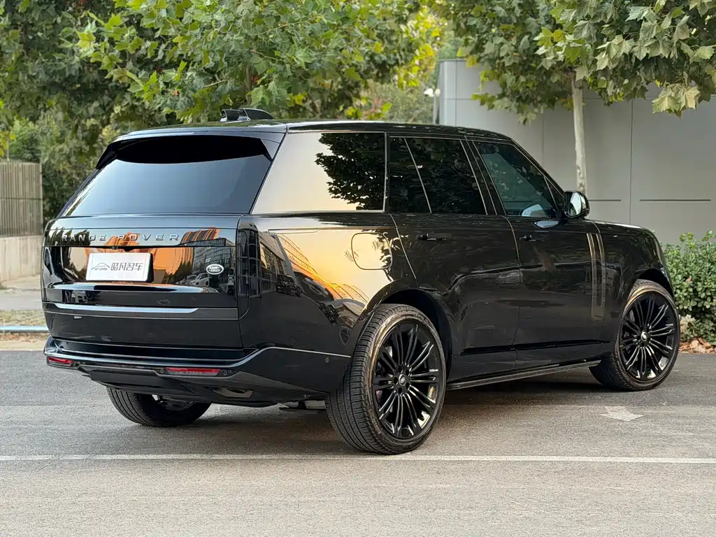 Land Rover Range Rover — миниатюра 3