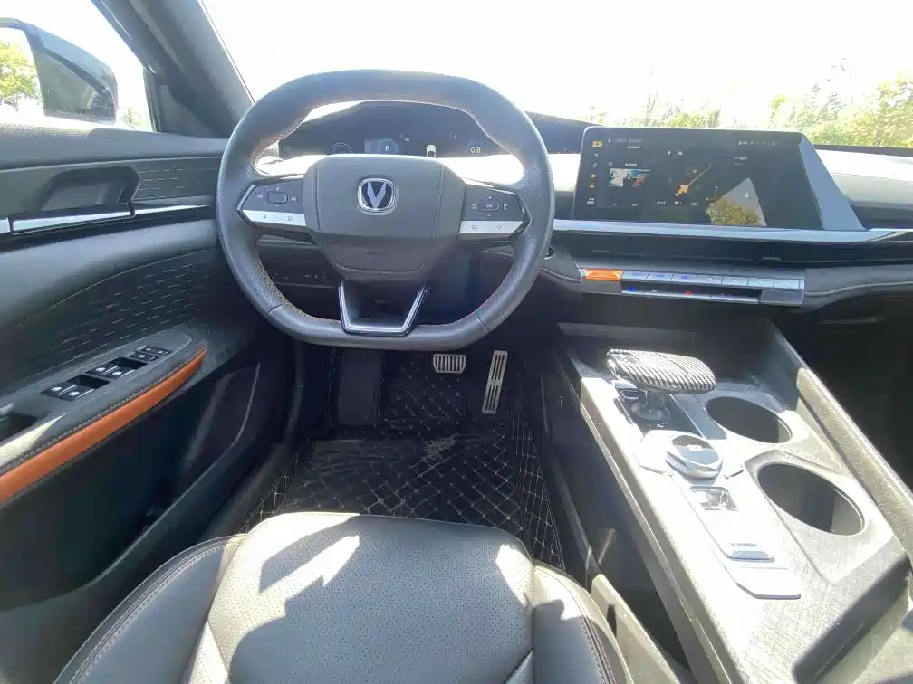 Changan UNI-V — миниатюра 6