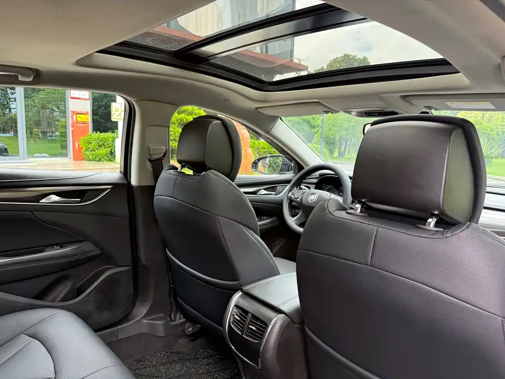 Buick LaCrosse — миниатюра 17