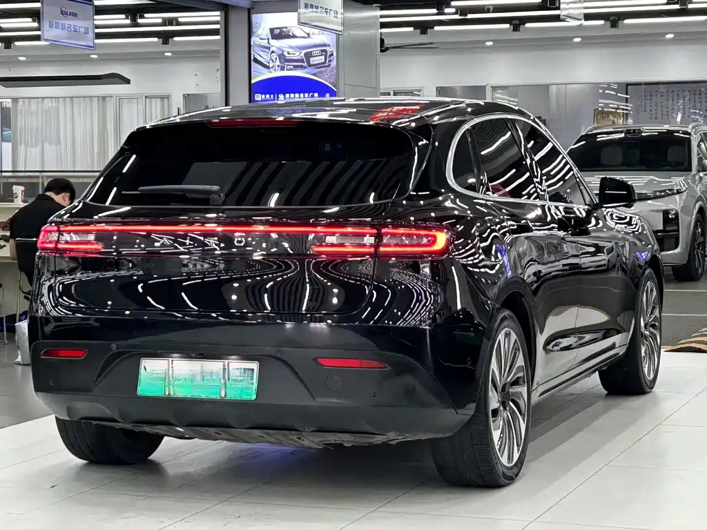 AITO AITO M5 — миниатюра 8