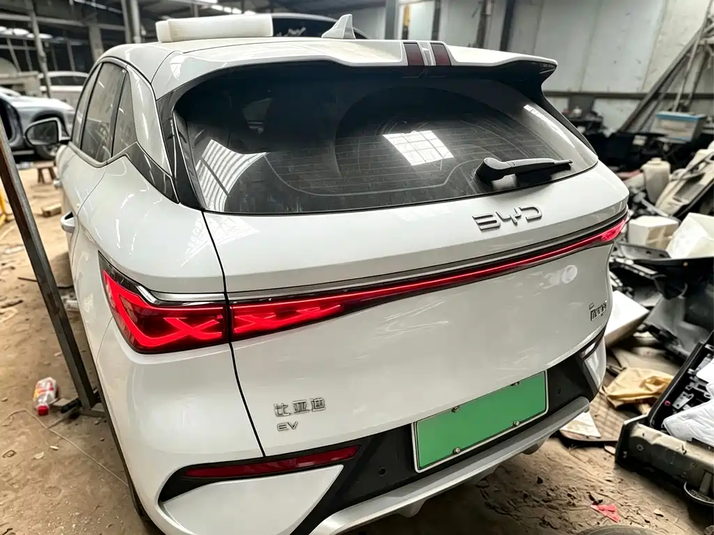 BYD Yuan Plus — миниатюра 4