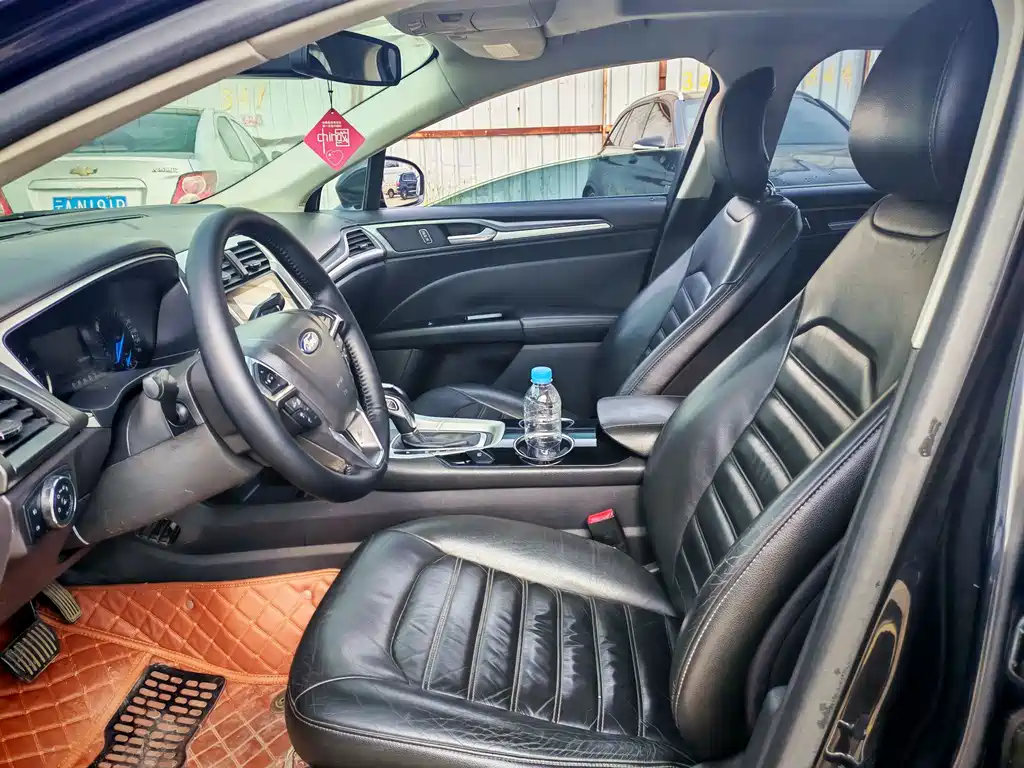 Ford Mondeo — миниатюра 9
