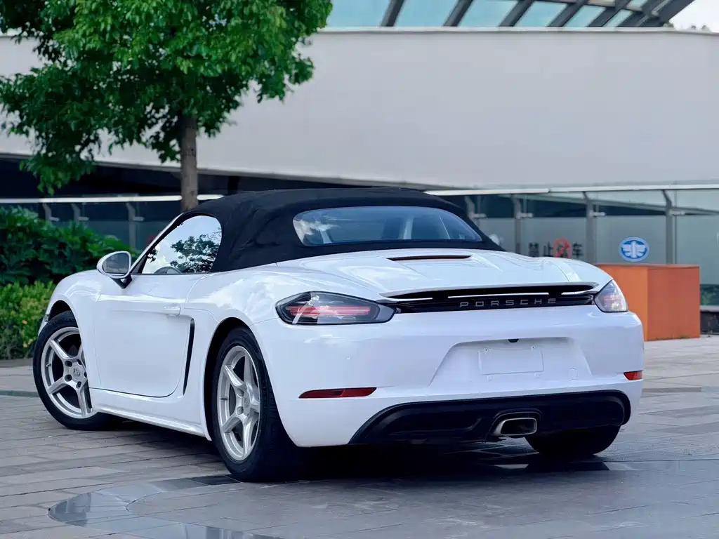 Porsche 718 2020 Boxster 2.0T