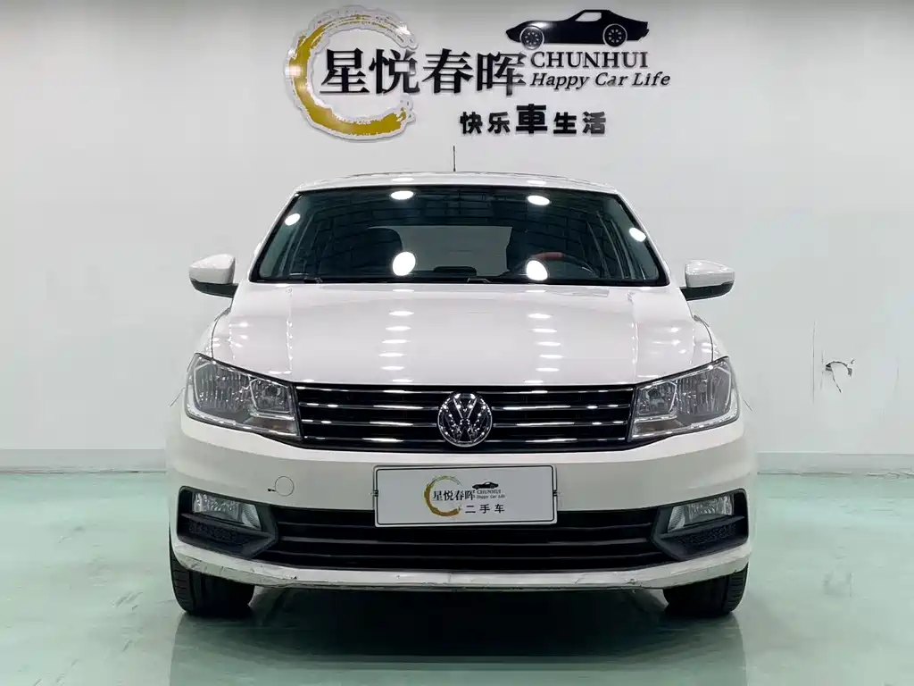 Volkswagen Santana — миниатюра 2