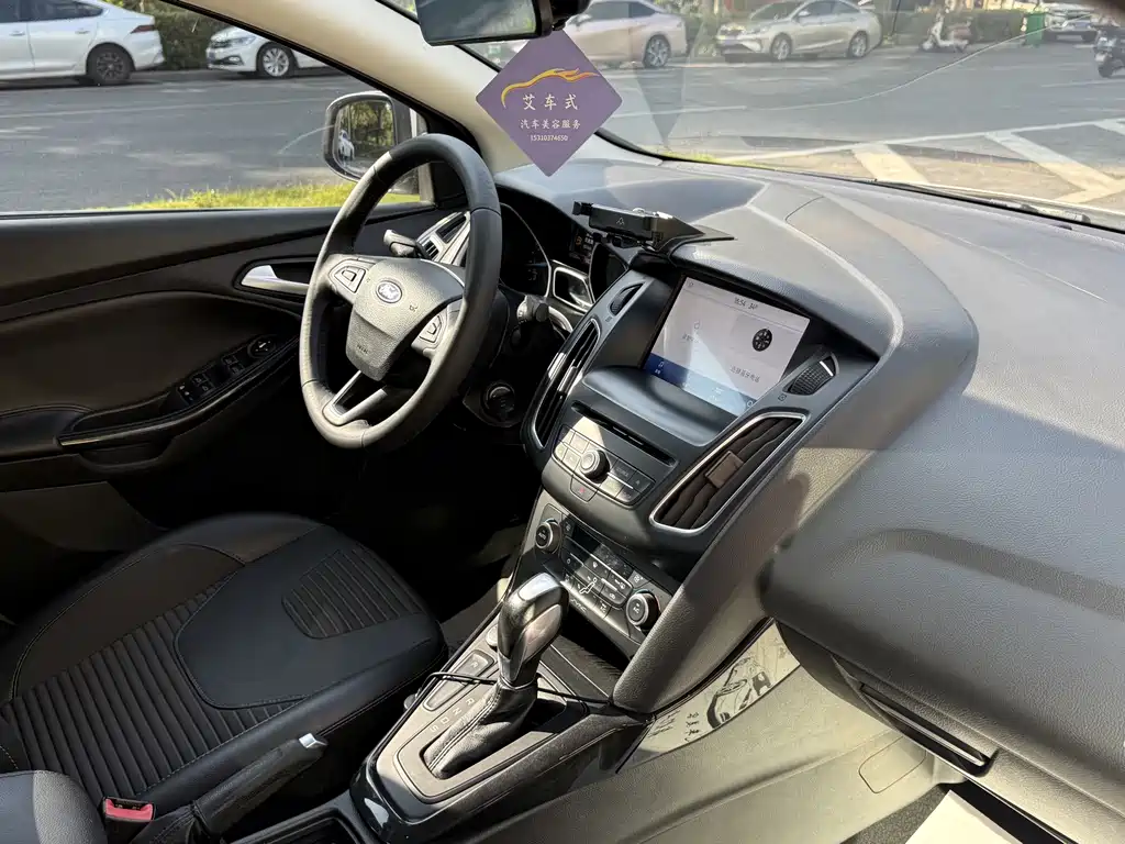 Ford Focus — миниатюра 11