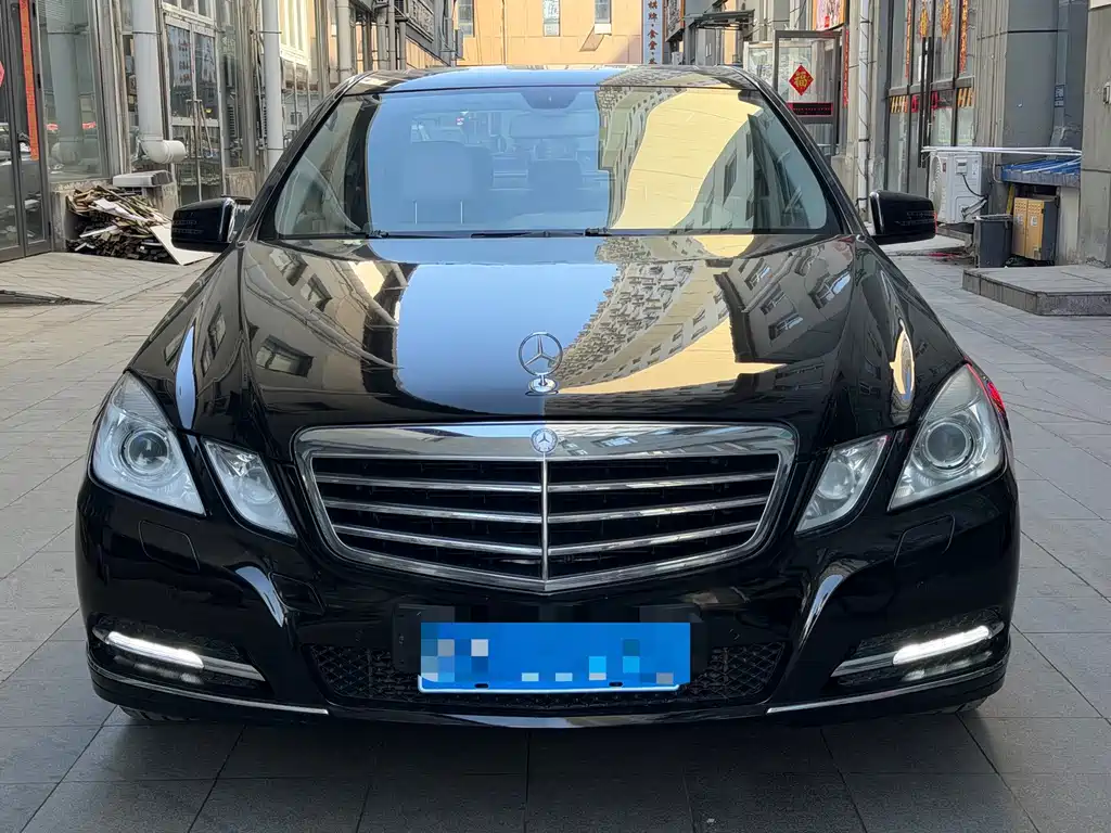 Mercedes-Benz E-Class E 2010 E 260 CGI Fashion