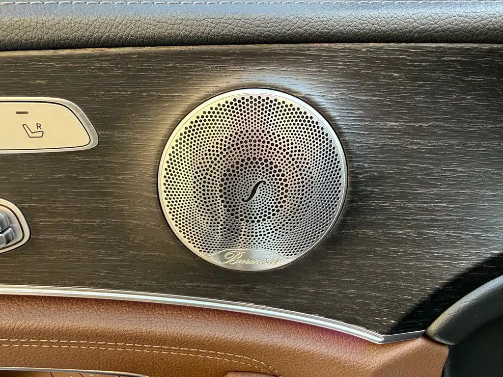 Mercedes-Benz E-Class — миниатюра 14