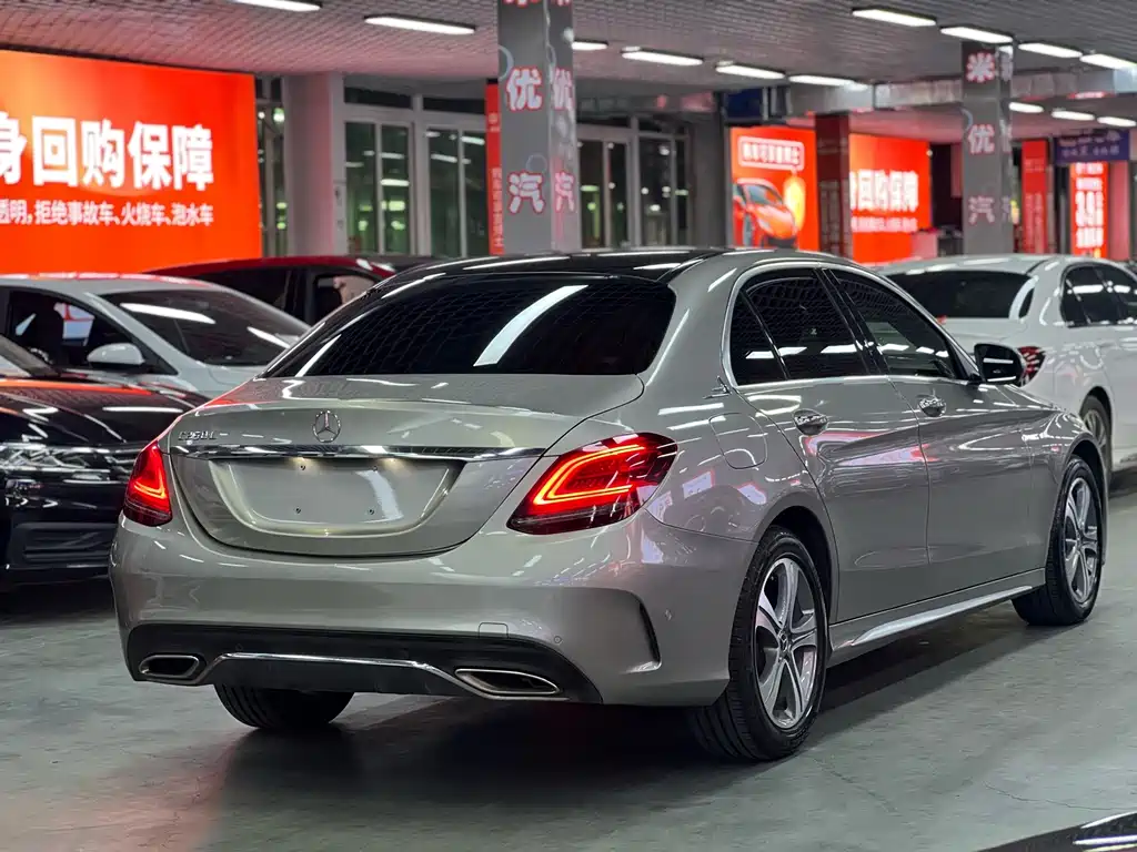 Mercedes-Benz C-Class — миниатюра 7