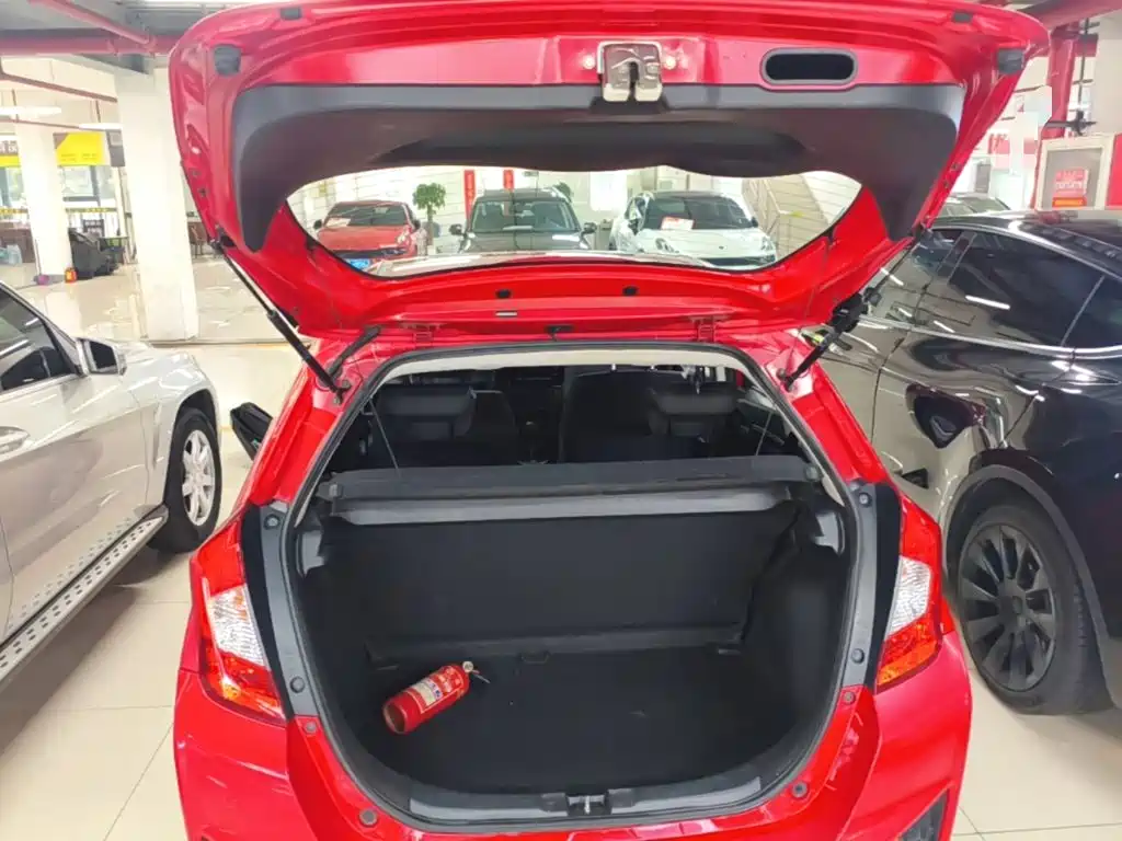 Honda Fit — миниатюра 19