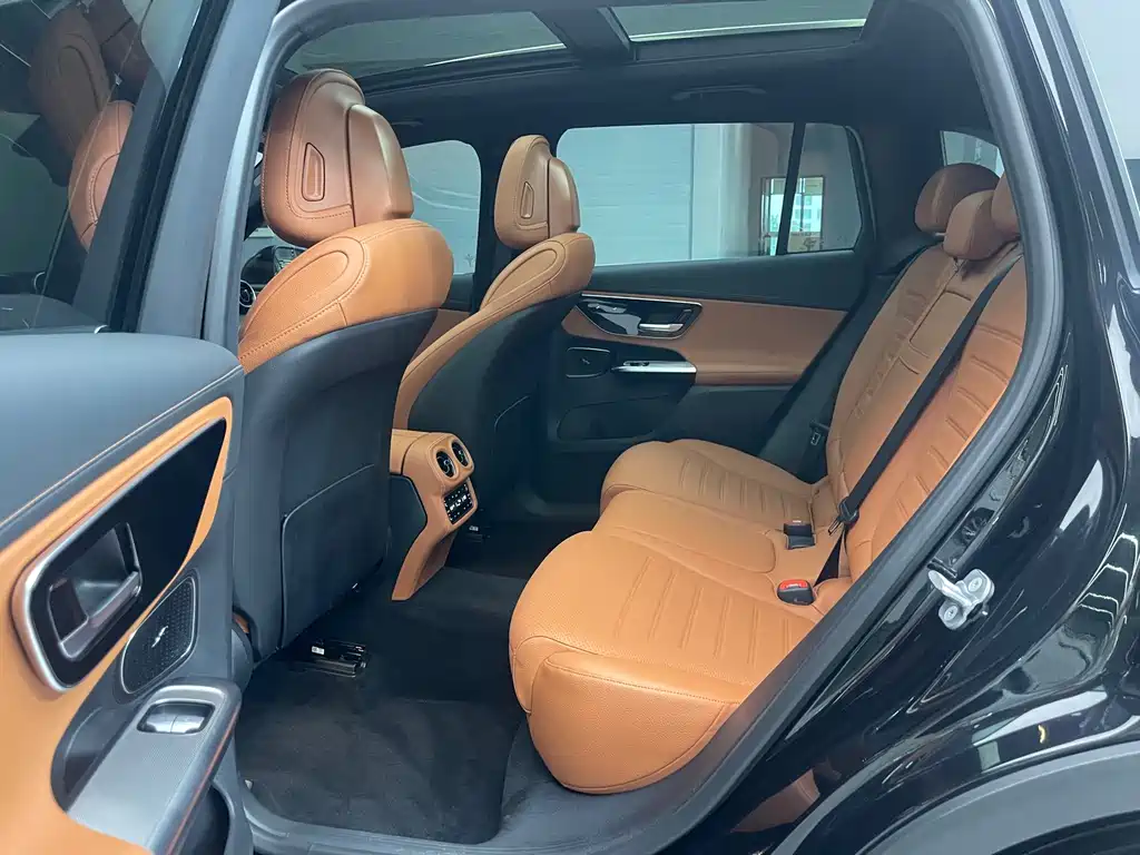 Mercedes-Benz GLC — миниатюра 19
