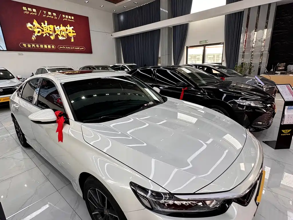 Honda Inspire - фото 10