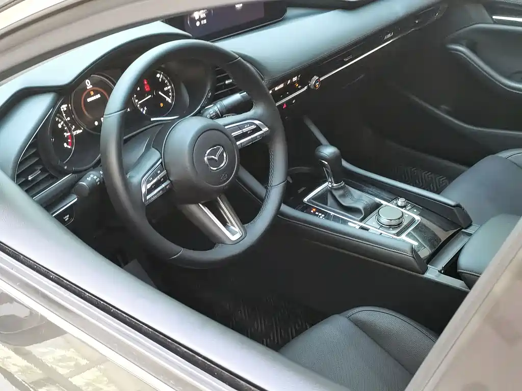 Mazda 3 Axela — миниатюра 7