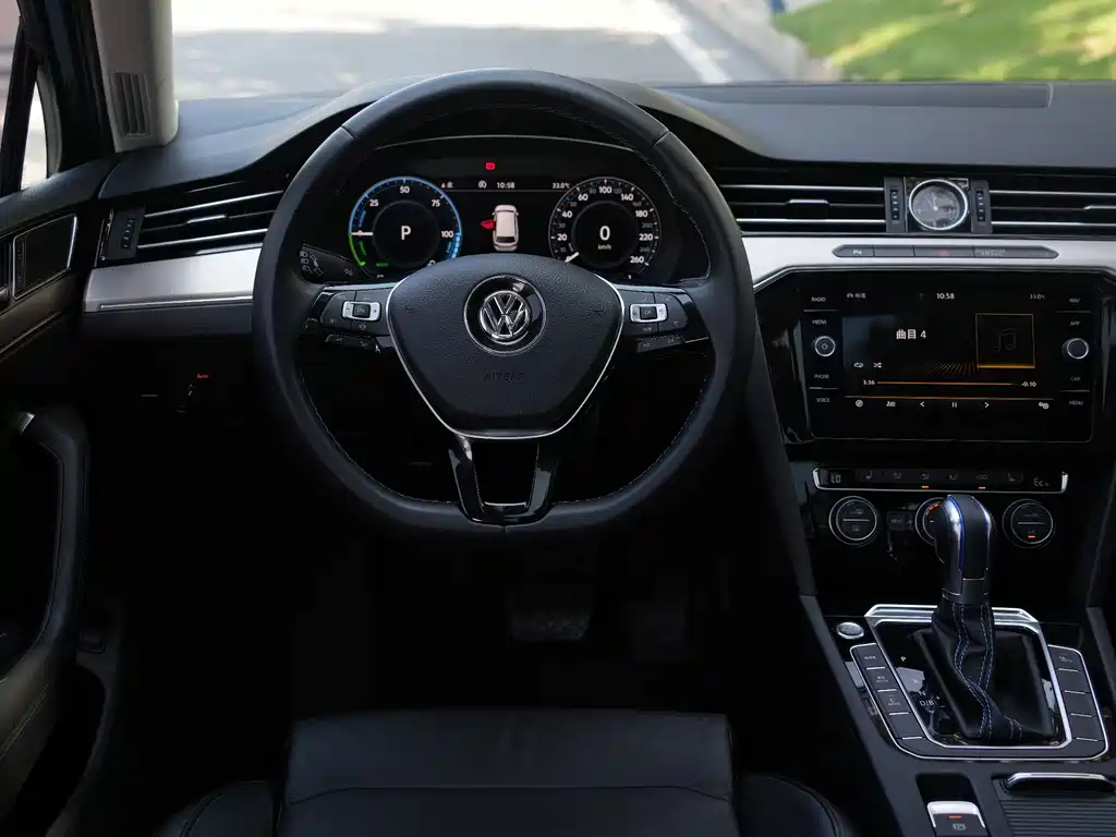 Volkswagen Viloran New Energy — миниатюра 24