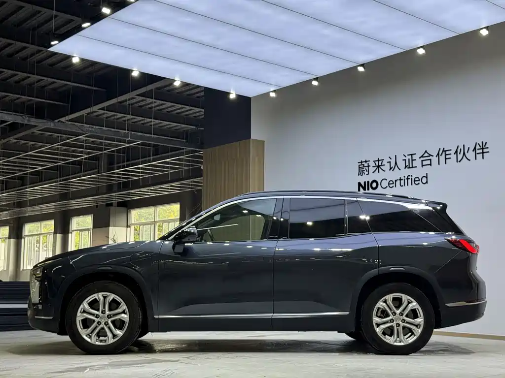 NIO ES8 — миниатюра 4