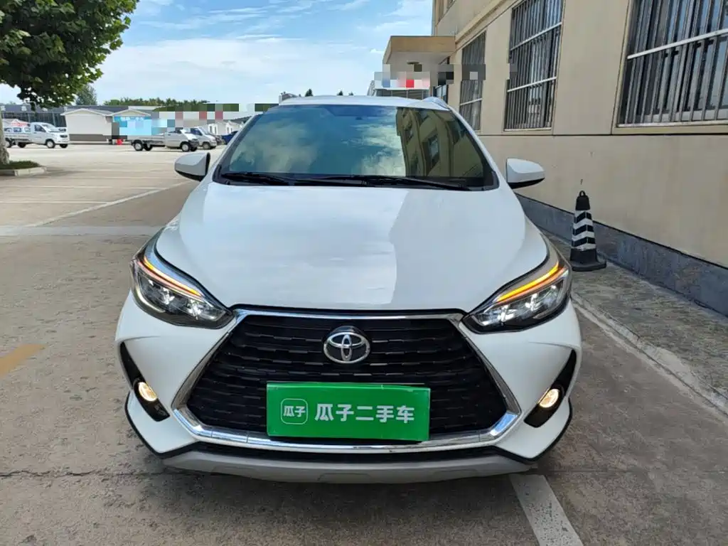 Toyota Yaris L — миниатюра 3