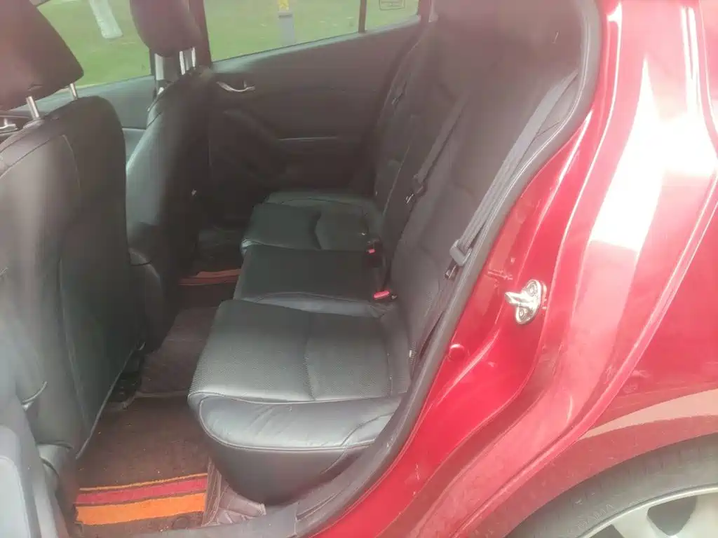 Mazda 3 Axela — миниатюра 18