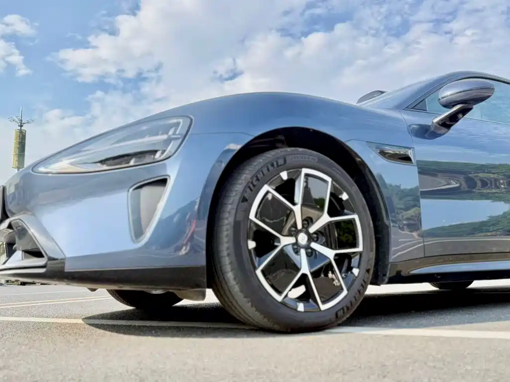 XIAOMI CAR XIAOMI SU7