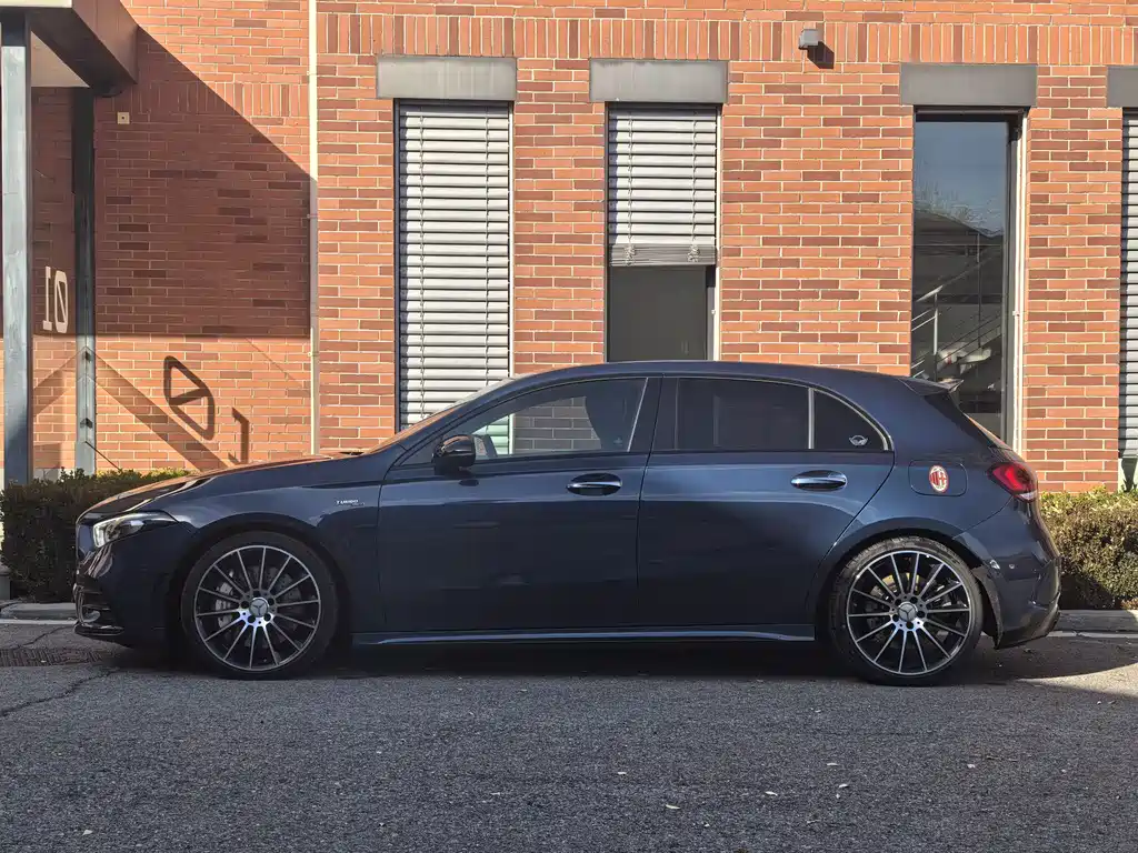 MERCEDES-BENZ A CLASS AMG