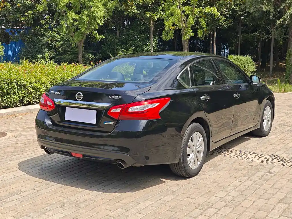 Nissan Altima 2018 2.0L XL