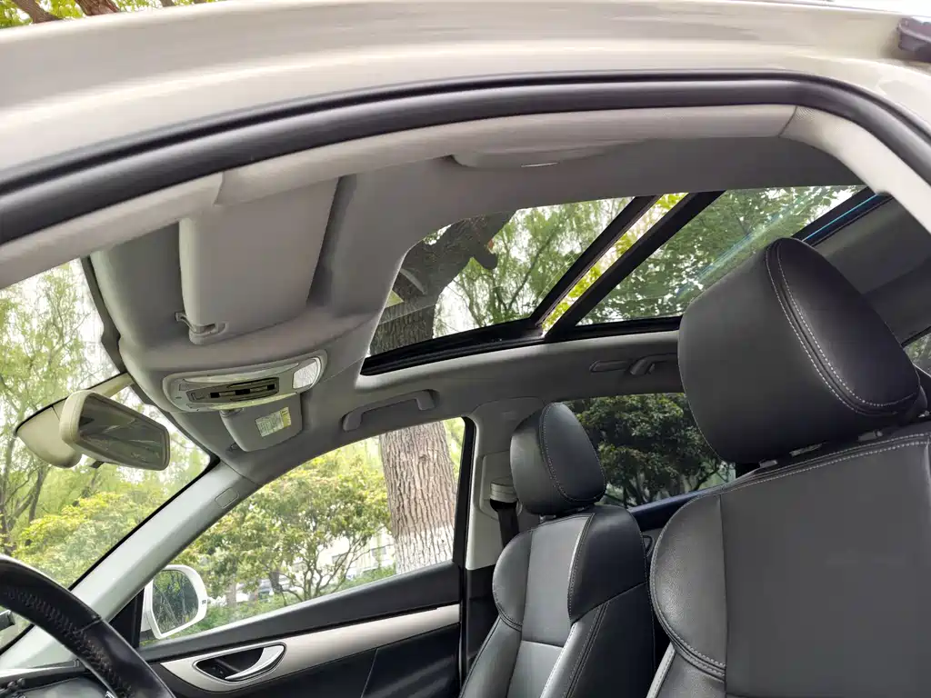 Zotye Zotye SR7 — миниатюра 9